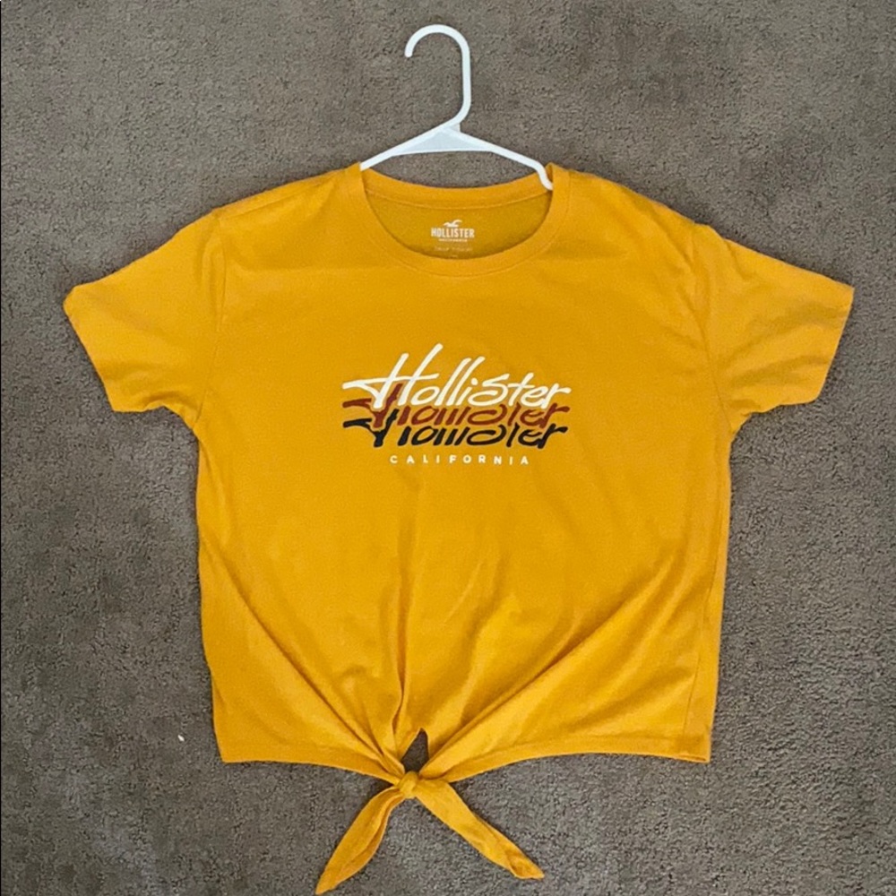 Hollister cropped T-Shirt